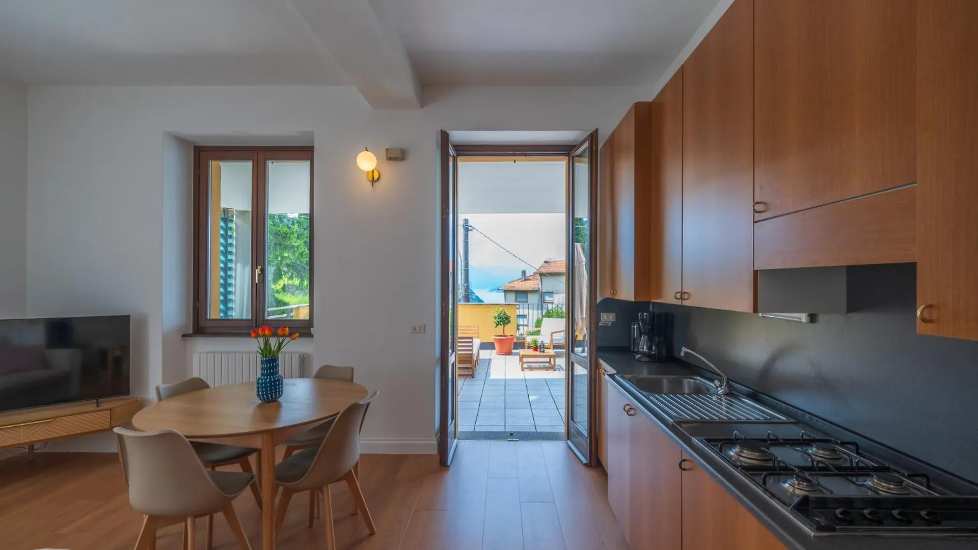 Apartment Stunning Apartment- Terrace And Swimming Pool Bellano