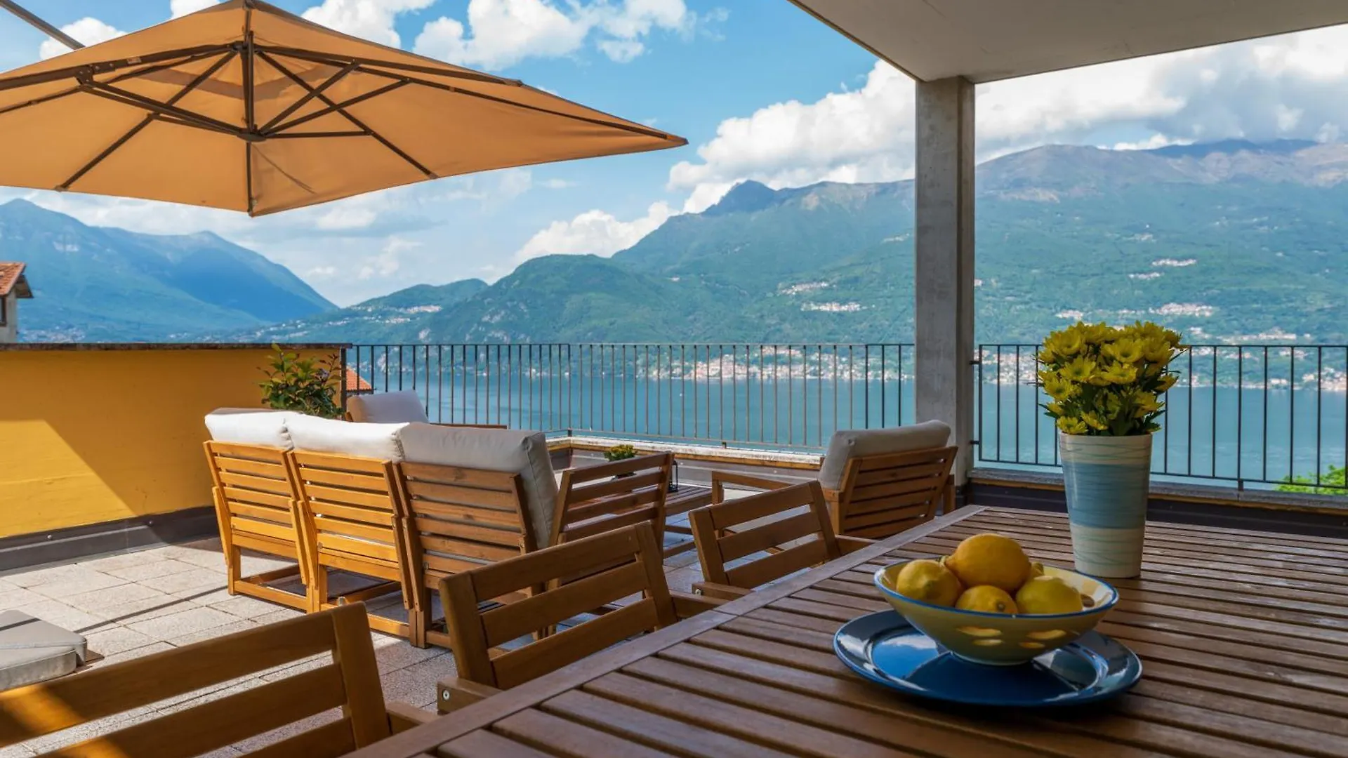 Stunning Apartment- Terrace And Swimming Pool Bellano