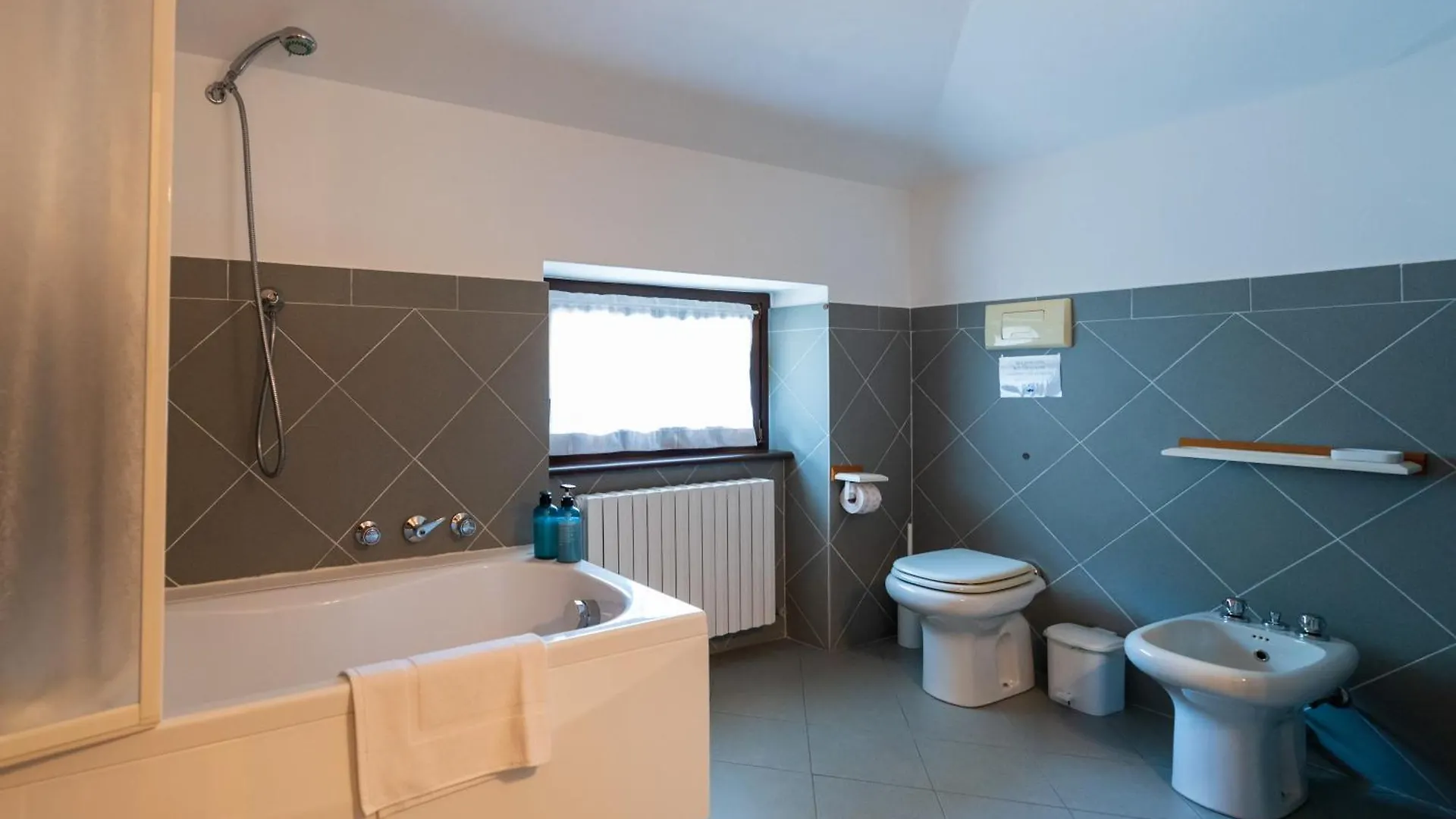 Apartment Stunning Apartment- Terrace And Swimming Pool Bellano Italy