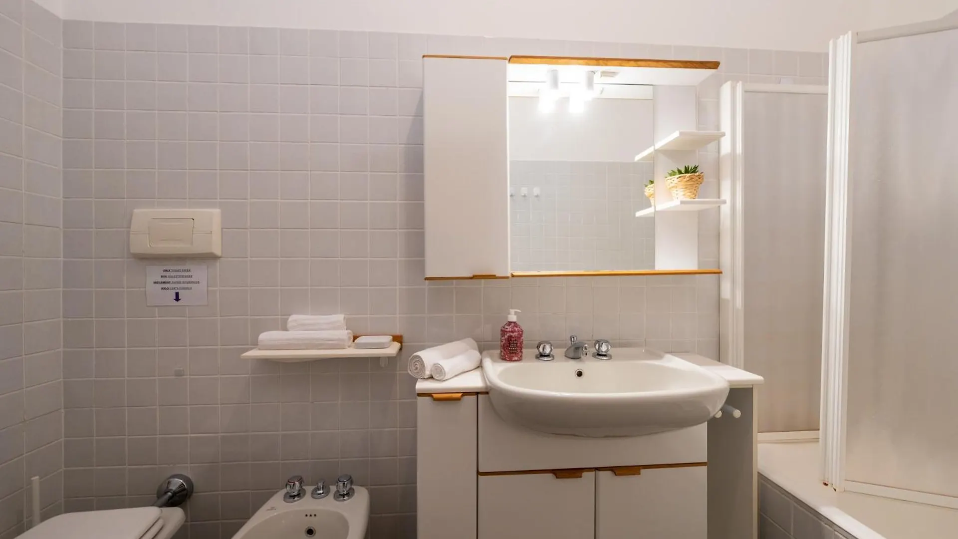 Stunning Apartment- Terrace And Swimming Pool Bellano