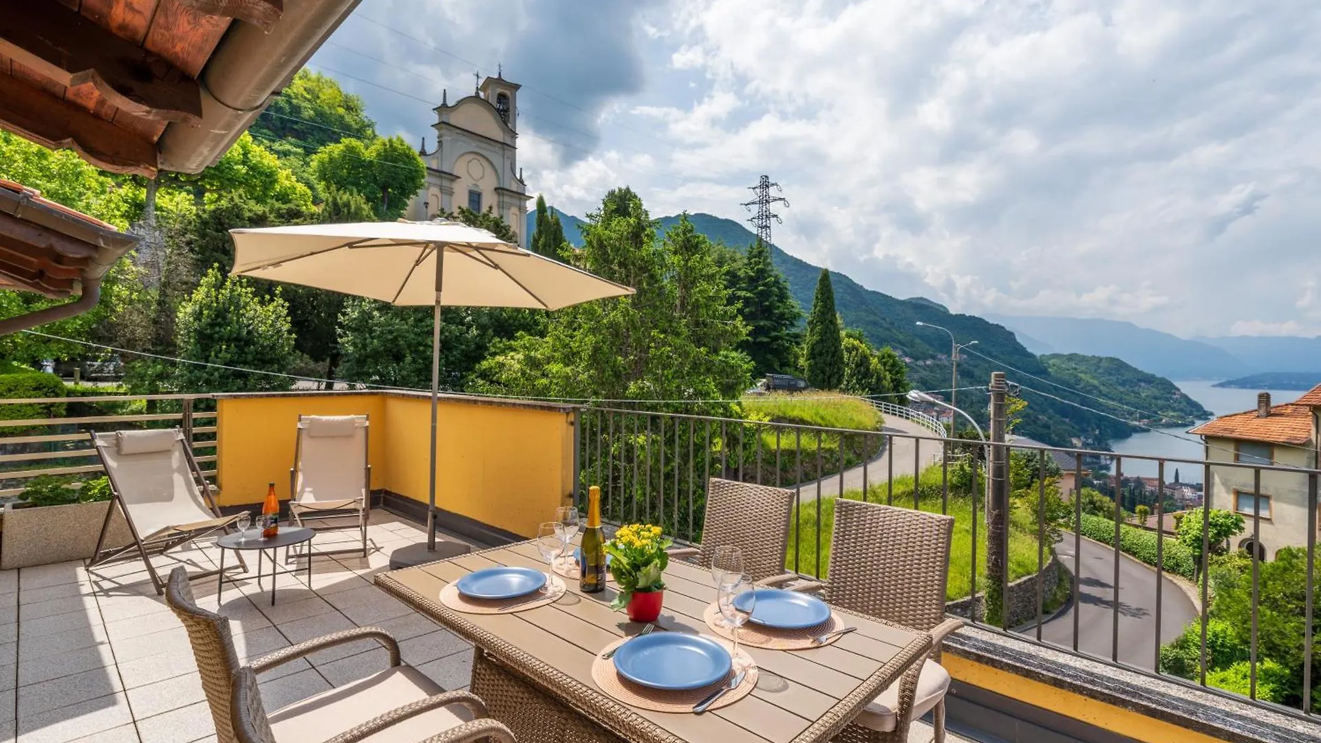 Stunning Apartment- Terrace And Swimming Pool Bellano 0*,  Italy